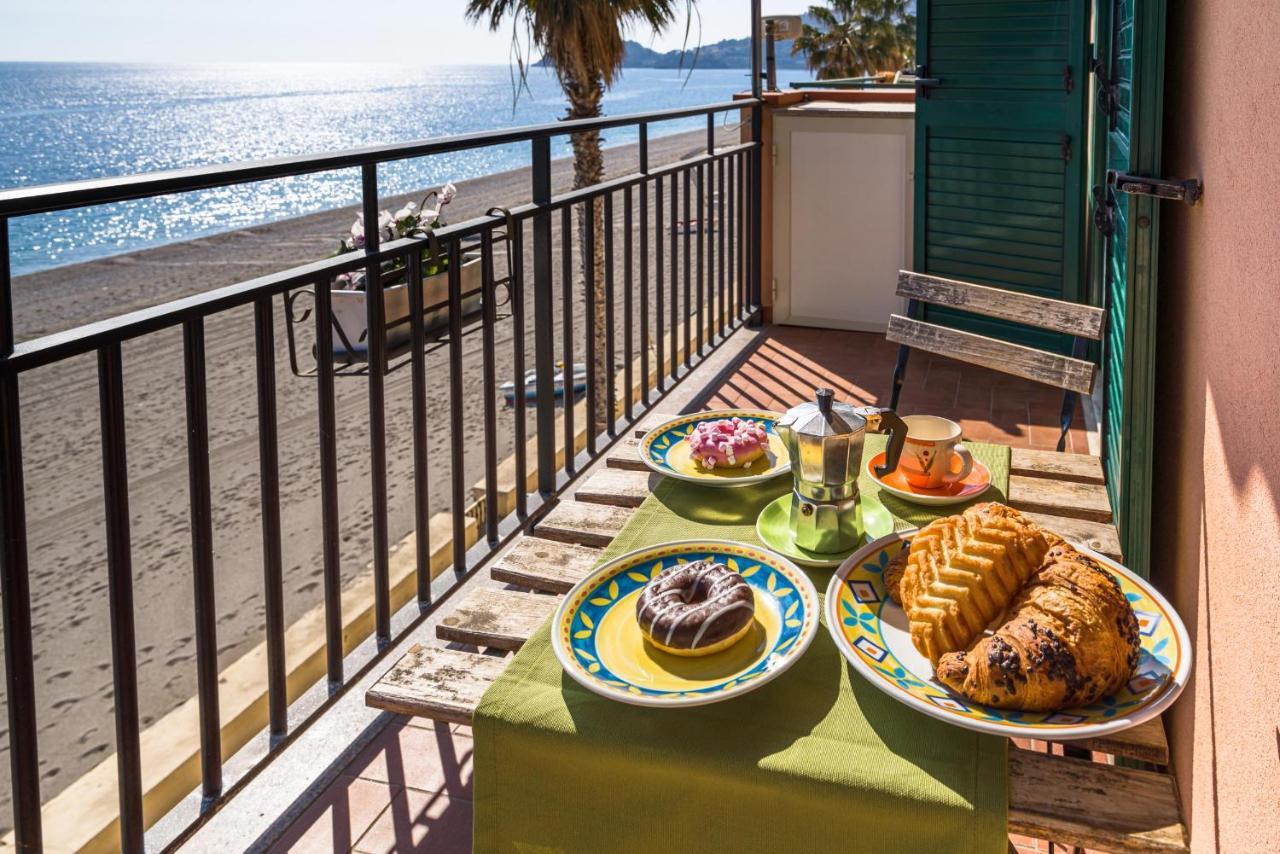 레토이아니 Loft Balcone Sul Mare 아파트 외부 사진