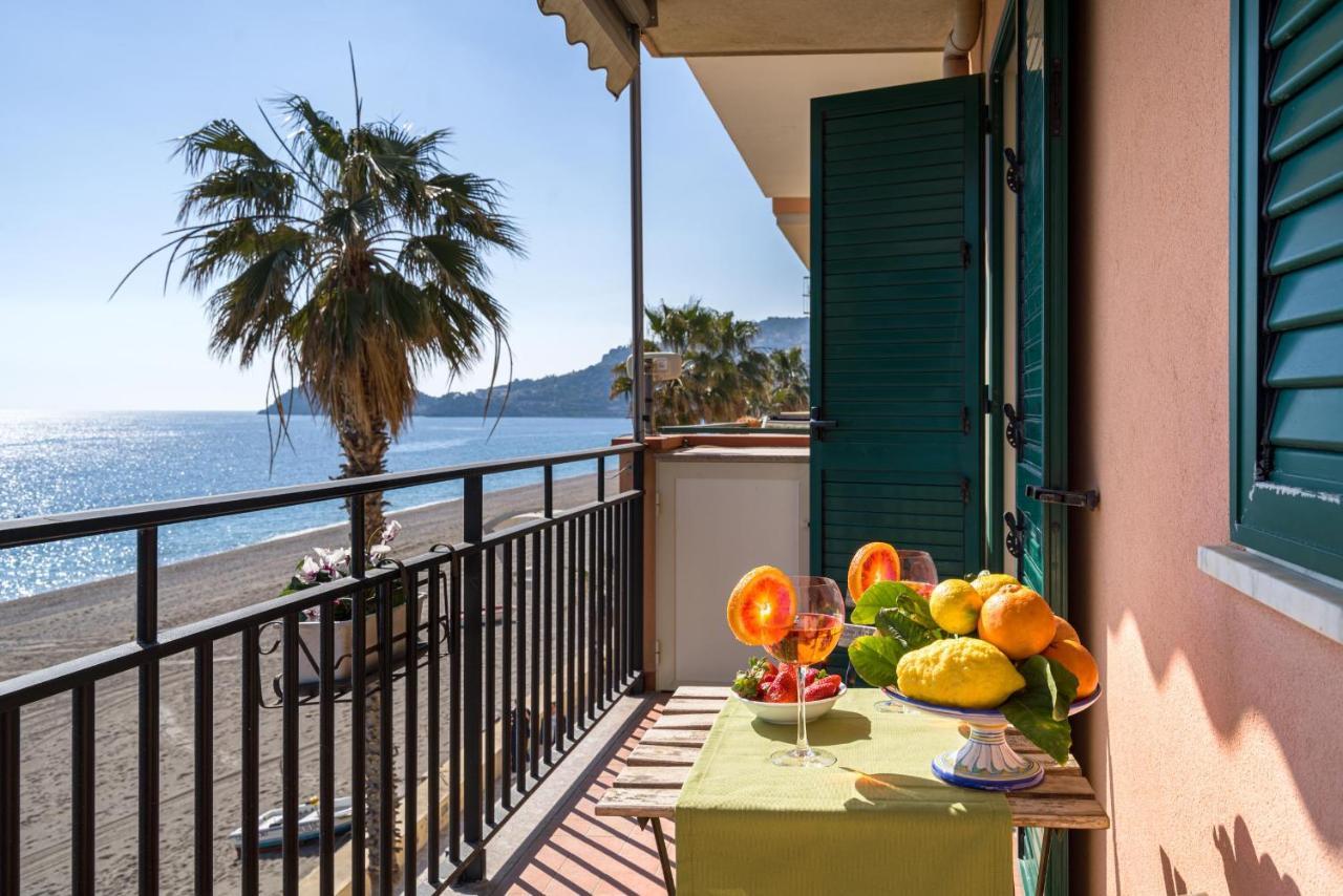 레토이아니 Loft Balcone Sul Mare 아파트 외부 사진